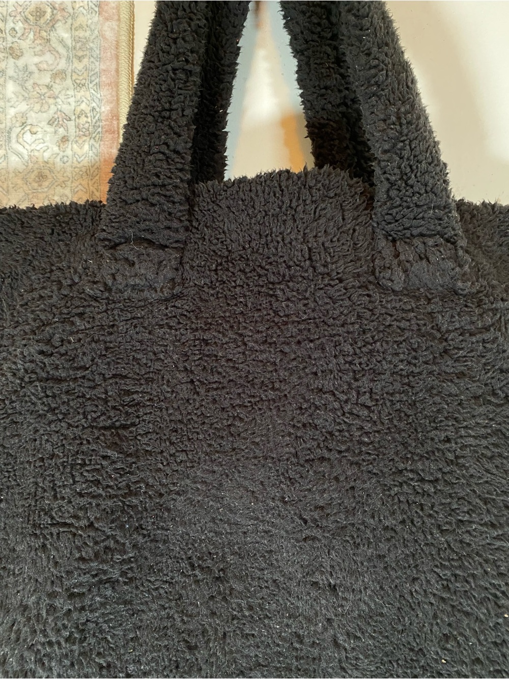 32 DEGREES HEAT Black Sherpa Fleece Tote Bag - Picture 3 of 7